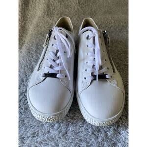 HARTJES “Phil” White Leather Textured Sole Austrian Size 3 1/2, US M 3.5/W 5